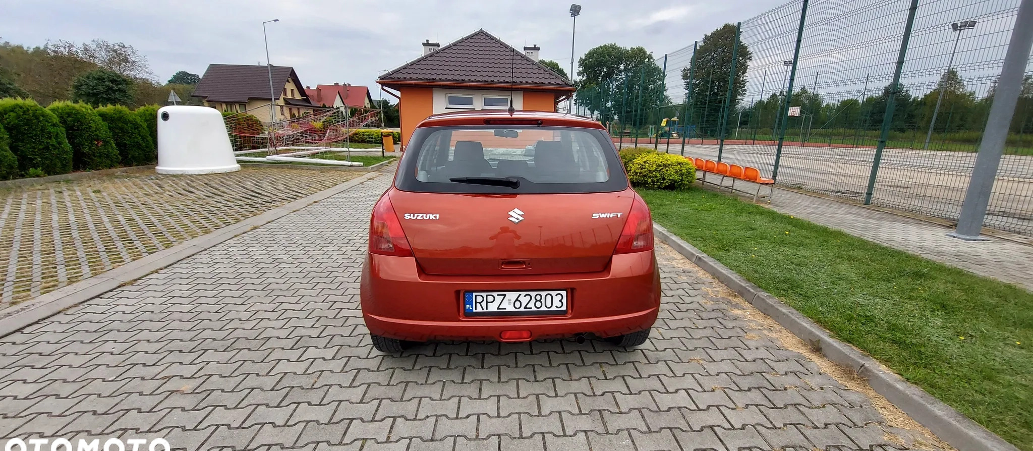 Suzuki Swift cena 18900 przebieg: 151000, rok produkcji 2007 z Hel małe 232
